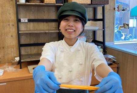 【交通費支給】パン工房ふくふく調布仙川店のアルバイト、パート