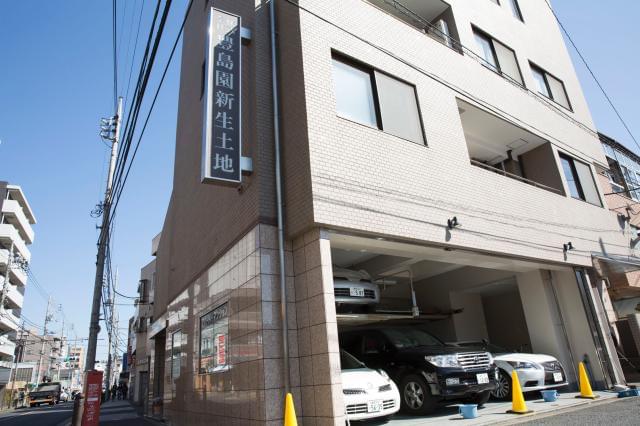 半世紀以上にわたって続いてきた「堅実さ」。それに裏打ちされた“高い安定感”があります。