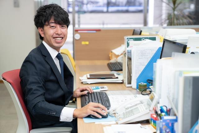 20代のスタッフ活躍中！そのほか30〜40年勤務する方もいるなど、居心地のよい環境あり。