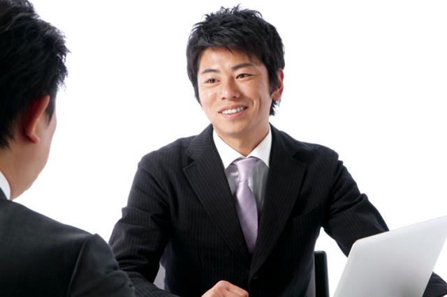 転勤がないので、同じ場所に腰を据えて長く活躍できますよ!