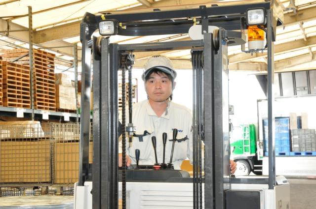 倉庫内は冷暖房完備!資格取得支援制度有!
マイカー通勤OK!