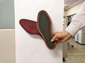 久しぶりの募集／1日5h〜OKの軽作業／嬉しい賞与年2回／土日祝休み／季節の休暇有／女性活躍中軽作業スタッフ