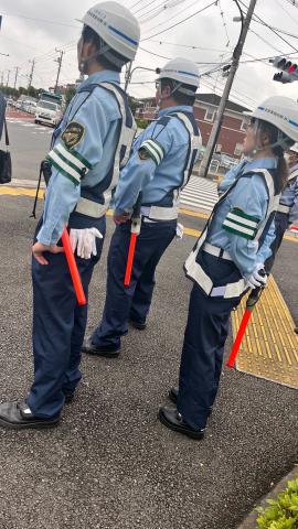 老若男女が活躍中のお仕事です。
ぜひチャレンジしてみてください!