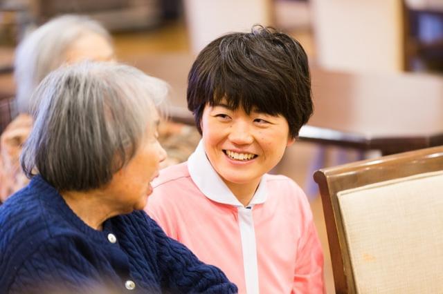無資格でも安心して始められるその理由は、充実の支援にあり!
基礎から学んで現場デビューしませんか?