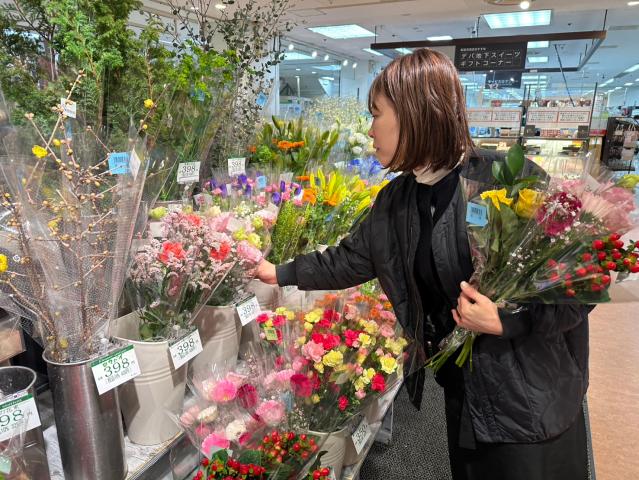 【西成区】＼日祝時給100円UP／週3日〜OK/扶養範囲内OK/未経験OK/30代・40代女性活躍中フラワーショップでの販売・接客