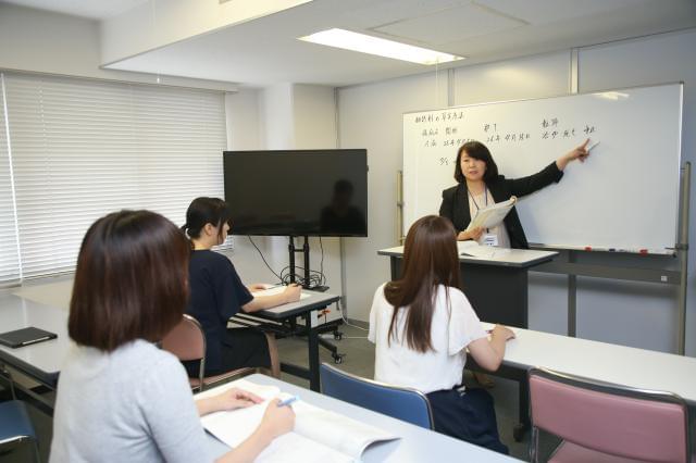 ☆★専門学校・資格スクール併設ならではの、質の高く成長の糧となる充実の研修★☆