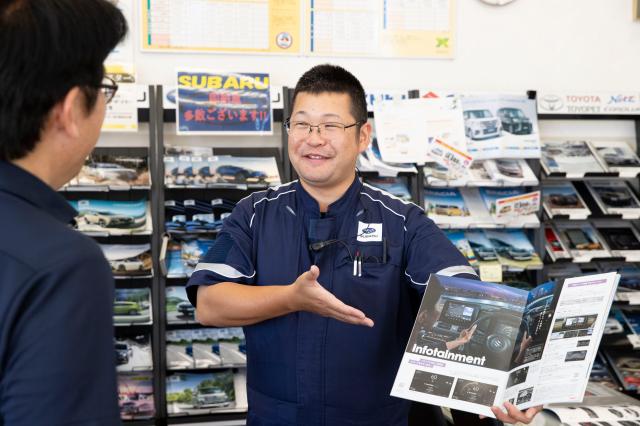 【車の販売、レンタカー受付スタッフ】
「人が好き」を活かせる仕事です。
