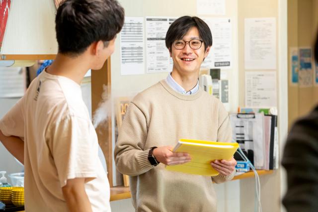 初めての介護業界デビューでも安心!出来ることからゆっくり教えていくので、焦らずに成長していけます!