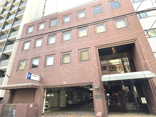 最初は2号館で研修を行います。https://www.kitabuil.com/