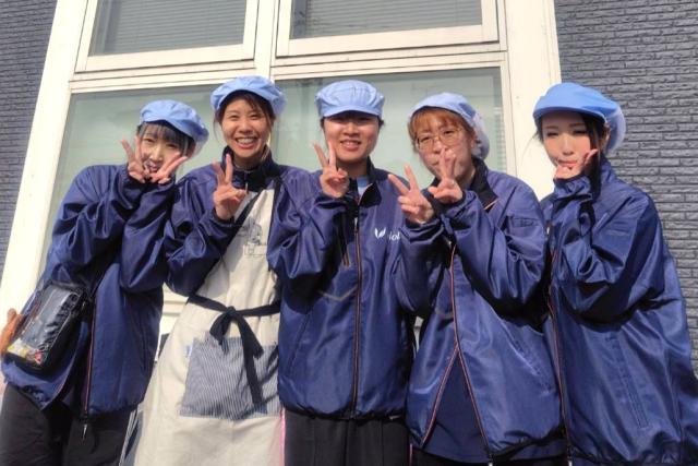 土日休み　未経験者歓迎　年齢/性別不問　扶養内OK　休みが取りやすい職場　長期歓迎［1］工場内作業スタッフ
［2］ピストン配送スタッフ