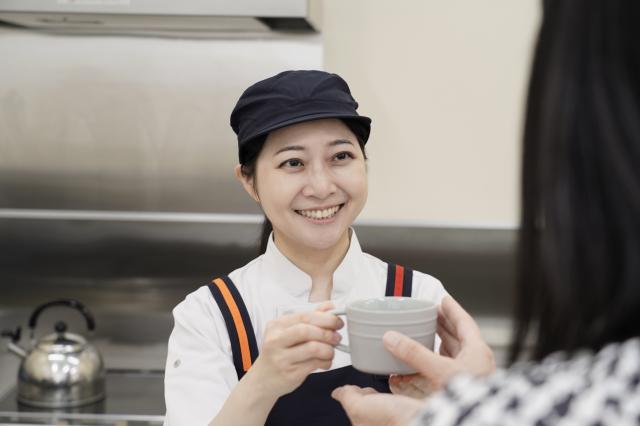 【社員食堂】従業員お買い物優遇制度あり！2026年夏オープン予定！オープニングスタッフ大募集☆スーパーマーケットの社員食堂スタッフ（オープニングスタッフ）