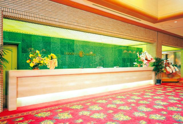 【ゴルフ場でのフロント受付・事務／正社員】未経験OK！ゴルフの知識不問！残業ほぼナシ◎ゴルフ場でのフロント受付・事務