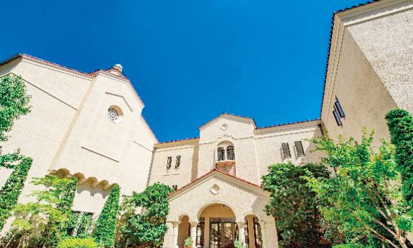 本学HPにて詳細情報公開中！あなたも新しくスタートしませんか？