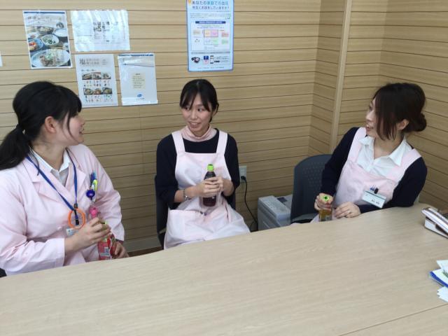 困ったときは頼りになる先輩がきちんと相談に乗ってくれますよ♪