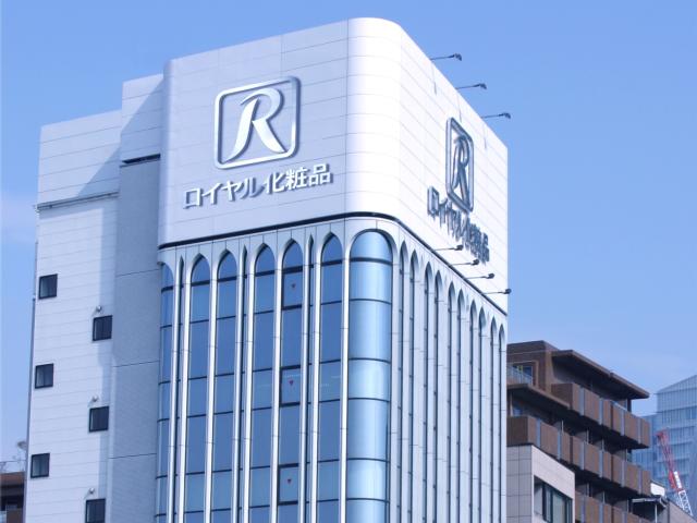 【経理経験者／年数不問】家族も、自分も、大切にできる。そんな経理がいい。／土日休み＆残業ほぼナシ化粧品メーカーの経理事務スタッフ