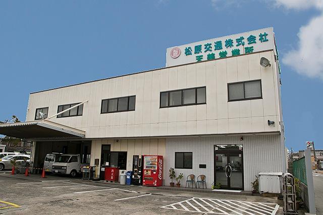 他業界から未経験でスタートされたスタッフも活躍中!
感動を届けるお仕事、始めませんか?