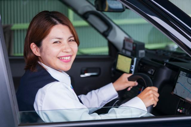 20代〜70代の女性ドライバー活躍中！
異業種からの転職も大歓迎です。