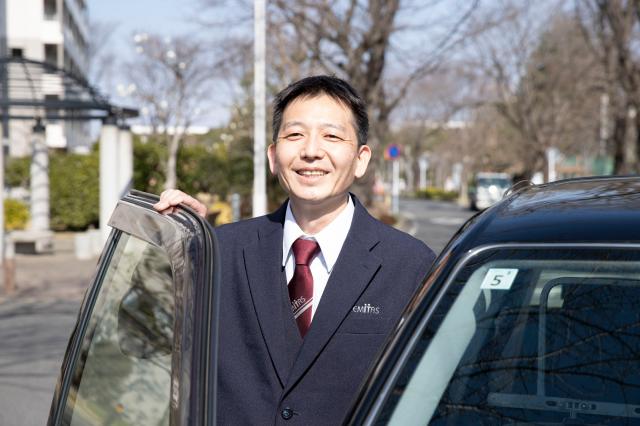 ▼スタッフインタビュー1
（タチバナさん／飲食業から転職／入社1ヶ月）