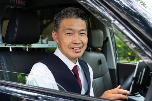 ▼スタッフインタビュー2
（ナリタさん／元リゾートホテル勤務／入社6ヶ月）