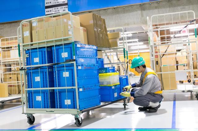 職場環境を重視する方も、注目！
広く・明るく・清潔な倉庫です。