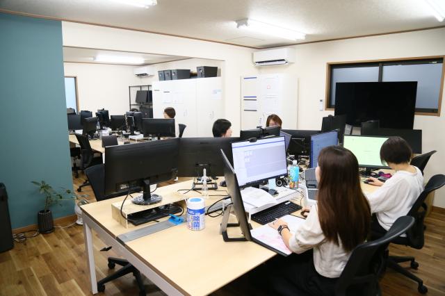 「浦安駅」から徒歩2分の、駅チカな好立地です。