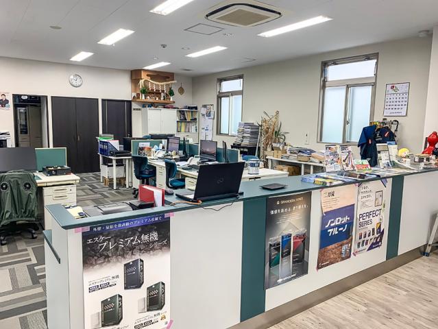 ”塗装で明るく、美しく”が『神山塗装』のモットー！
あなたも当社で、イキイキと活躍しませんか？