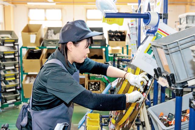 生産量増大に伴いメンバー増員!
力強い事業基盤を整えたモノづくり企業で、
和気あいあいでアットホームな職場です。