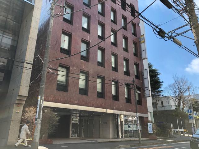 勤務地は藤沢駅より徒歩6分のアクセスです。