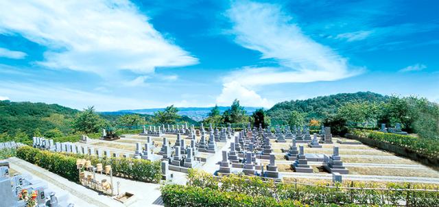 残業なし17時半退勤★火水連休で趣味も充実★正社員として安定したキャリアを築く霊園管理スタッフ募集霊園内での管理スタッフ