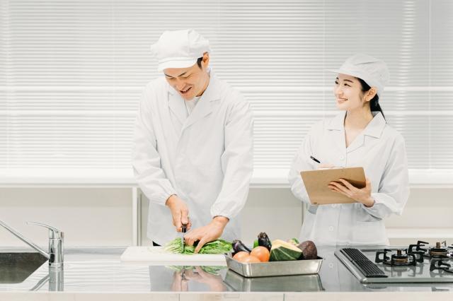 カフェや食堂、コンビニなどが充実した働きやすい病院です。西武池袋線「練馬高野台駅」北口から徒歩3分!駅チカで通いやすさも抜群です◎