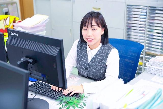 医療事務に関する知識や経験を最高の環境で活かしてください。転職、第二新卒、卒業見込み、お仕事復帰も歓迎です。