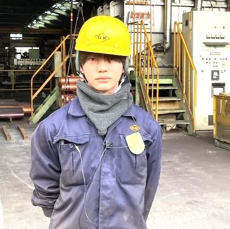 あなたからのご応募をお待ちしています。
現在20代〜40代半ばの男性スタッフが活躍中！