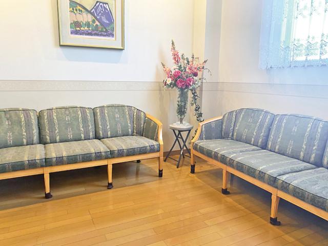 院内は落ち着いた雰囲気で快適な環境です。
スタッフ専用の休憩室もご用意しています。