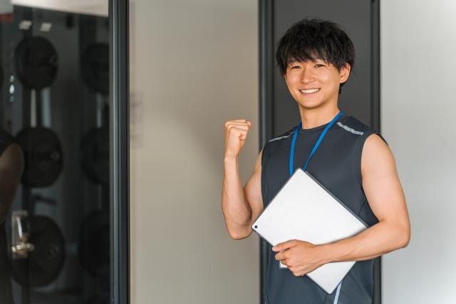 運動や身体を動かく事が好きな方歓迎!人柄重視の採用を行っています。人への気づかいができる方が活躍できるお仕事です。