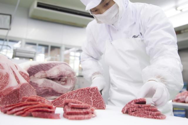 朝7時30分スタート！経験を活かしてすぐに活躍できる方へ！平日のみ　　1日3時間〜OKです製造スタッフ