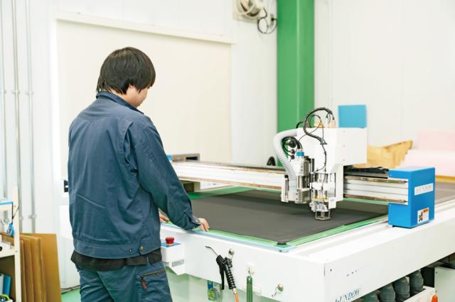 ＼入社6年目のMさんに聞きました！／自分のペースで工夫しながら、モノ作りを楽しめる環境です。