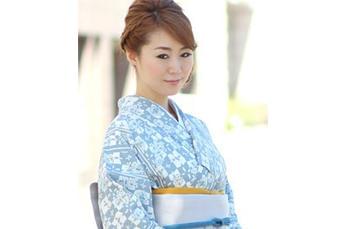 世界に誇る日本の着物の染色を、“高技術”で手がけています!
