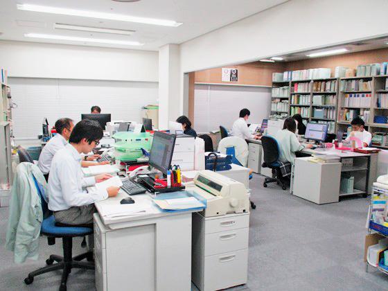 毎週水曜日はノー残業デー♪
オンオフのメリハリも付けやすい環境です◎