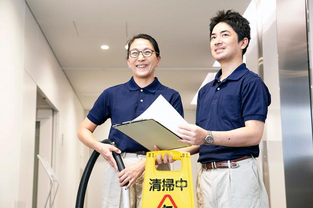 ＜スターティングスタッフ募集＞オフィスビル清掃／日比谷駅徒歩5分／6時半〜8時半／シニア活躍中オフィスビルの日常清掃スタッフ