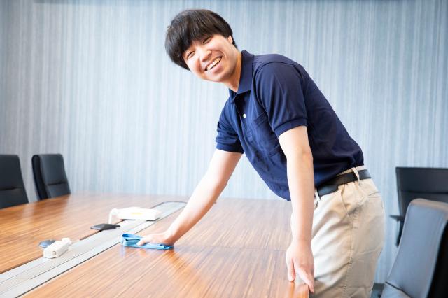 作業手順は慣れるまで丁寧にフォローします。
プロの技術が身につけられて、長く続けられる清掃のお仕事を始めませんか。