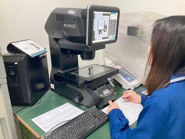 時給1200円〜★土日祝休＆賞与年2回！バネなど小さな部品の仕分け・検品金属部品の検品・仕分け