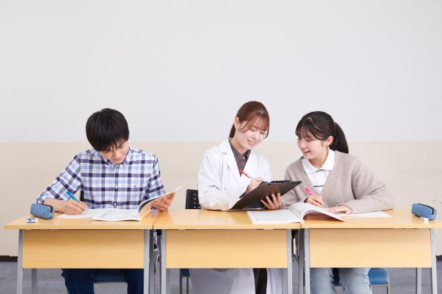 「生徒たちを応援したい!」そんな方なら大歓迎!
次代を担う子どもたちを共に応援しましょう!
