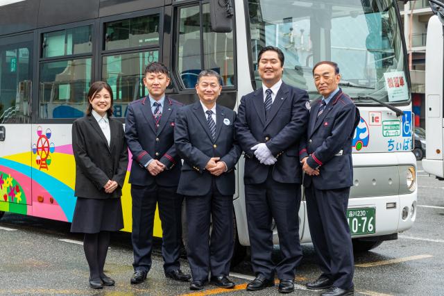 昇給あり、賞与年2回。
安定環境の中、安心し働ける運転のお仕事です。