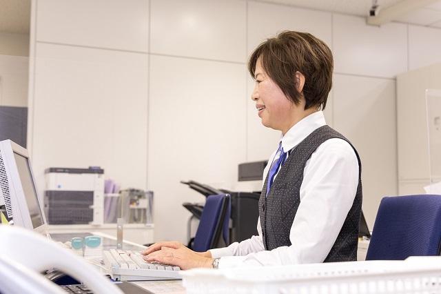 河内天美駅徒歩1分｜週4日・1日5h〜OK｜土日祝休み｜ブランク歓迎｜嬉しい福利厚生あり◎一般事務（信用金庫）
