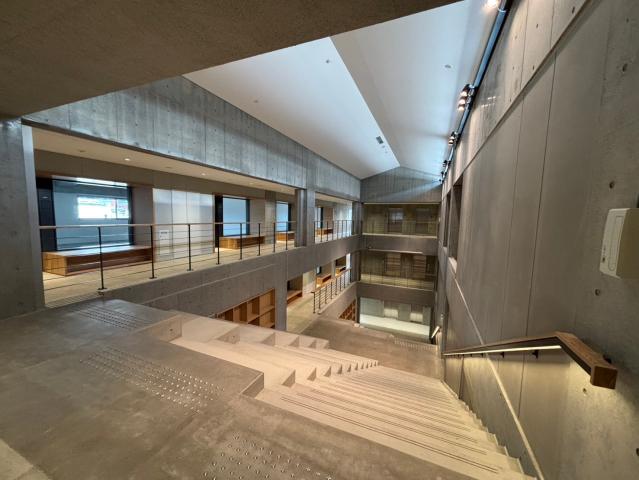 近建ビル管理株式会社　美装事業部
