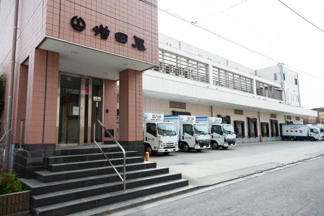 明治元年創業！医療や福祉の現場を「食」で支える、不況に強い安定企業