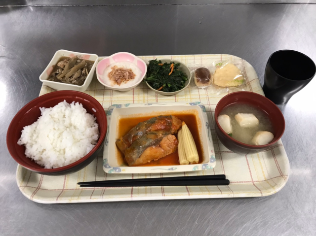 皆さんで楽しい給食作りをしませんか?こども達の笑顔や成長が活力です！