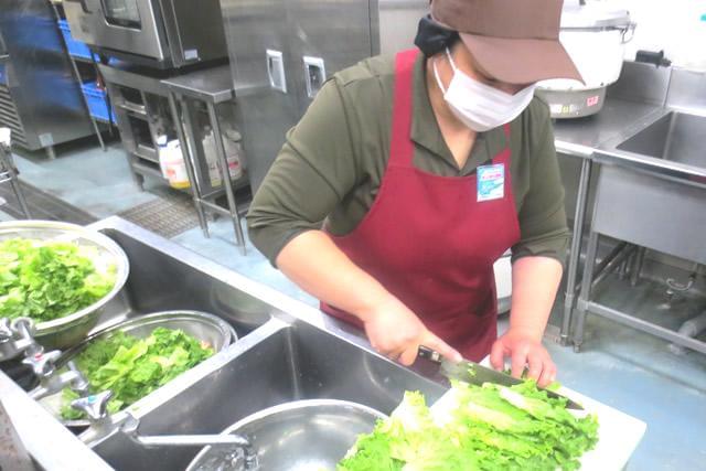 【オープニングスタッフ募集】
無資格OK！主婦（夫）活躍中！簡単な調理補助