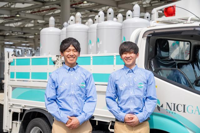 日本瓦斯運輸整備株式会社　埼玉営業所　シリンダー社員