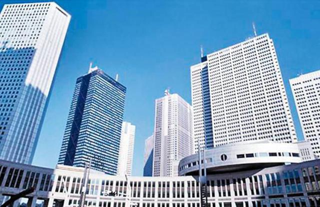 20代・30代スタッフが多数活躍中!まずは先輩の補助から始めて、徐々に学んでいきましょう!